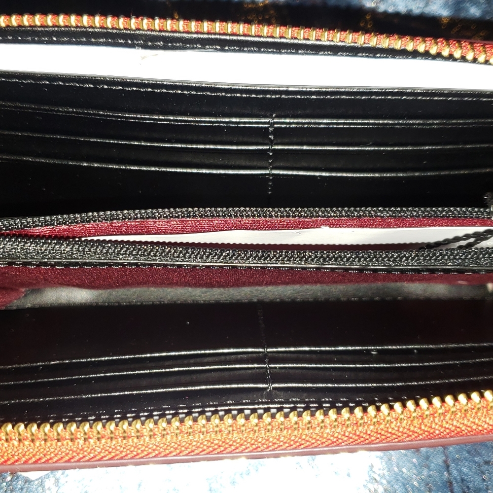 Marc Jacob Wallet - Picture 3 of 8